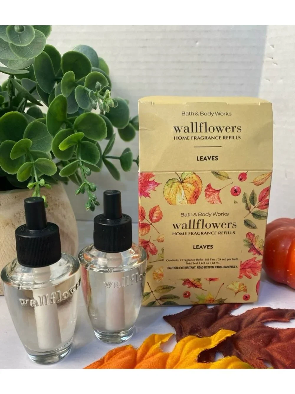 “Leaves” Bath & Body Works 2 New Wallflower Refills Box Set